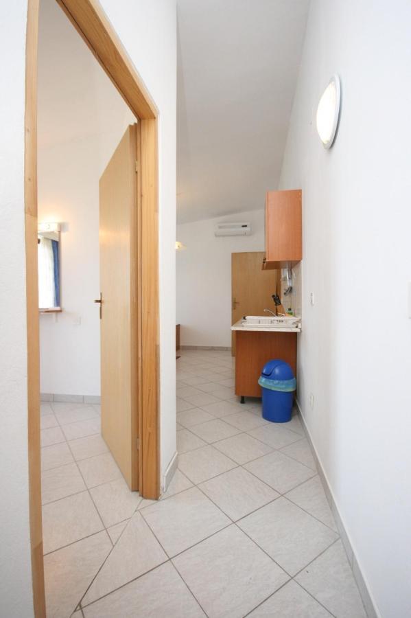 Apartments With A Parking Space Bosana, Pag - 6460 Экстерьер фото